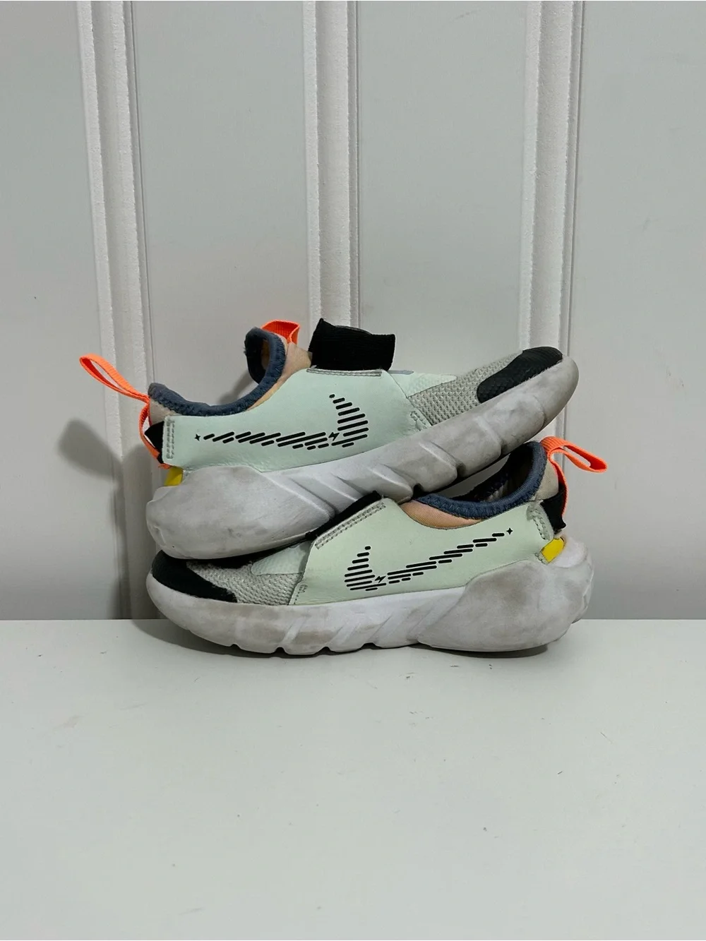 Nike flex runner Kids' Slip-On Athletic Shoes in Light Mint and Black orange